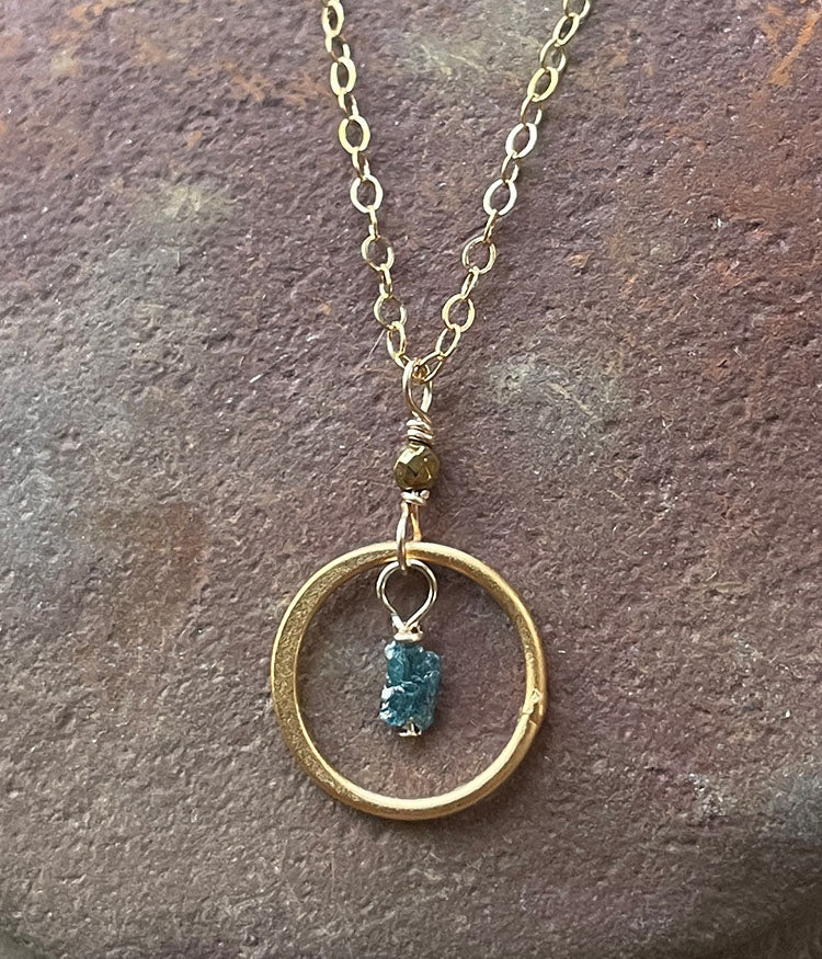 Raw Diamond Circle Necklace