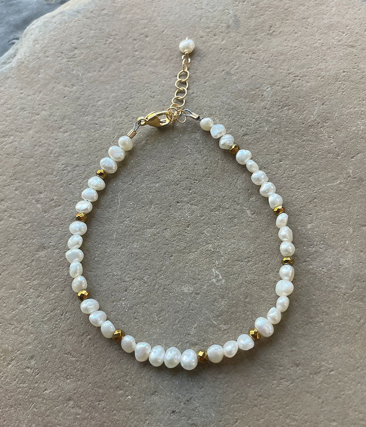 Pearl and Gold Bracelet