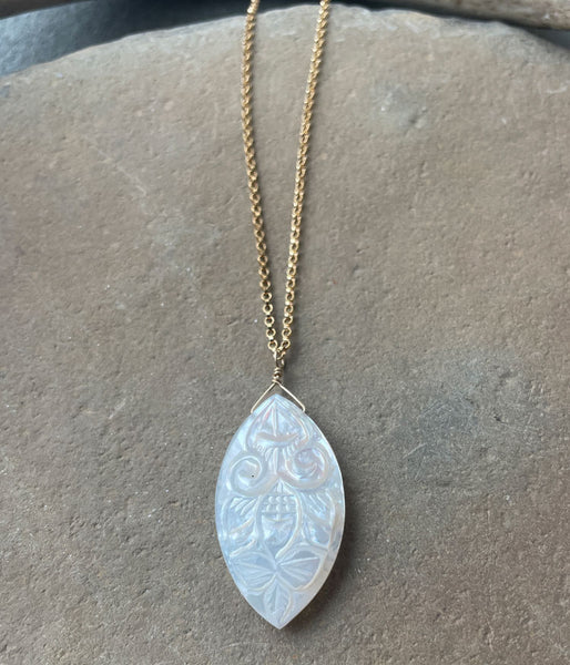 Mother of Pearl Petal Necklace