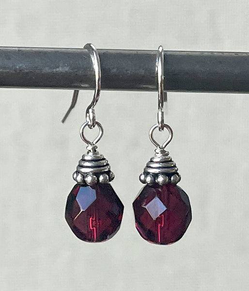 Betsy Earrings (fuchsia)