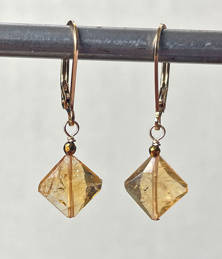 Simple Citrine Kite Earrings