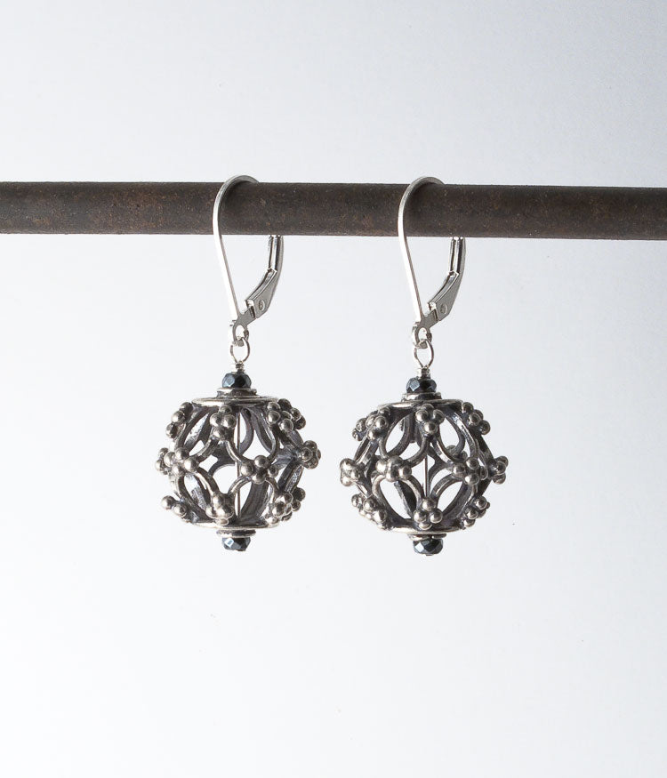 Balinese sterling, sterling silver. 

Earrings, 1.5" 